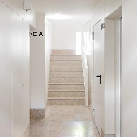 Lx Vibes Escape * Лиссабон